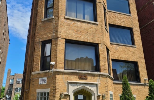 8021 South Phillips Avenue - 8021 South Phillips Avenue, Chicago, IL 60617
