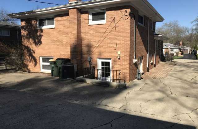 305 Kenloch Avenue Gallery 4