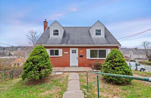 Renovated 4 Bed in Carrick - 1303 Cloverdale Street, Pittsburgh, PA 15210