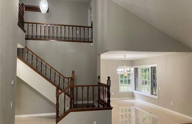 14 Hillgrass Gallery 2