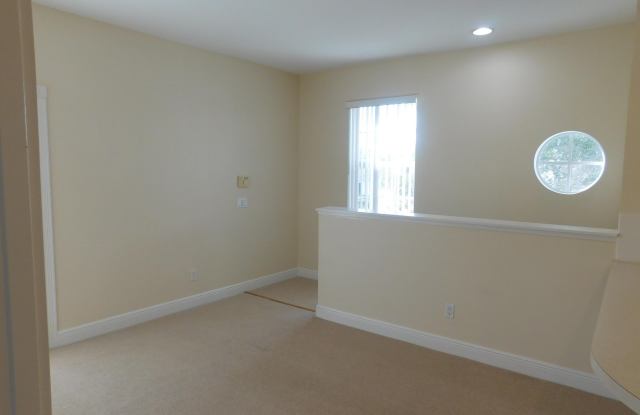 4014 Community Drive Gallery 3