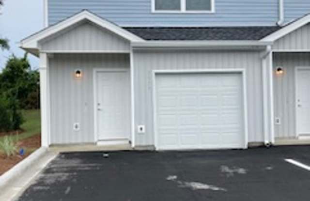 Brand New Construction- 3 Bedroom 2.5 bath townhome. - 1825 Balboa Avenue, Panama City, FL 32405