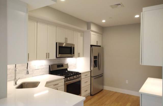 186 Havre unit: 4 photos photos