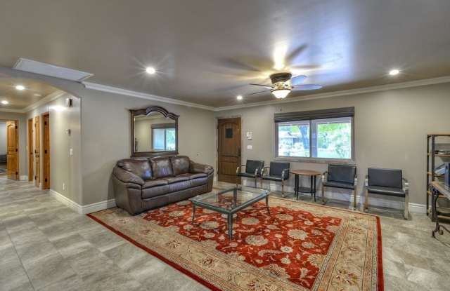 2501 S PALM Drive Gallery 3