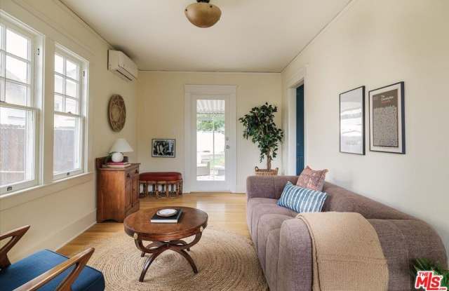3179 Perlita Ave Gallery 3