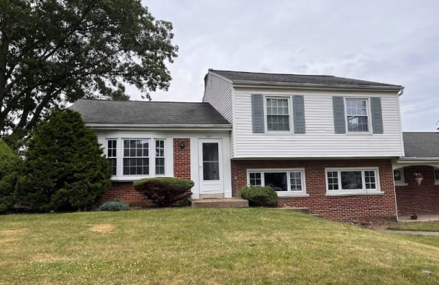 5995 Reeves Road - 5995 Reeves Road, East Petersburg, PA 17520