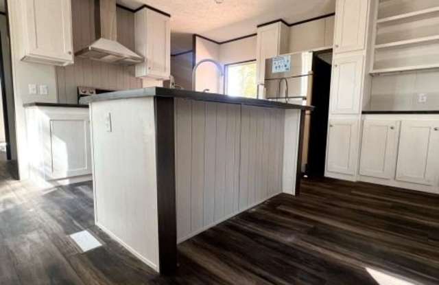 403 Falcon Dr. photos photos