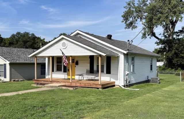 803 Valentine St photos photos
