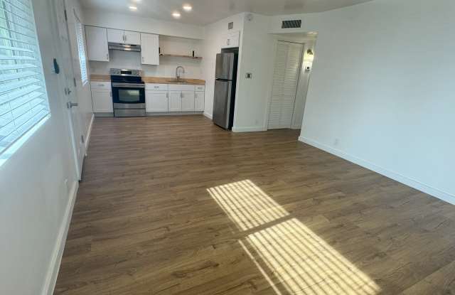 1736 East Virginia Avenue -3 photos photos 1736 East Virginia Avenue -3 photos photos