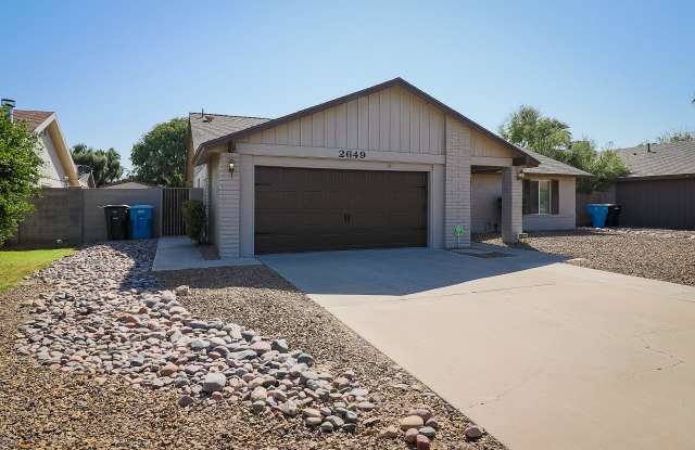 2649 E LOUISE Drive - 2649 East Louise Drive, Phoenix, AZ 85032