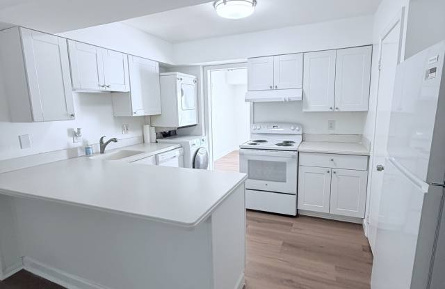 14575 Golden Oak Road Gallery 3