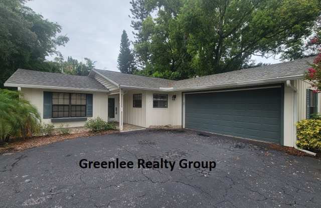 Updated 3 Bed/2Bath/2Car Garage Pool Home - walking distance to two beaches  schools! - 1703 Mexico Avenue, Tarpon Springs, FL 34689