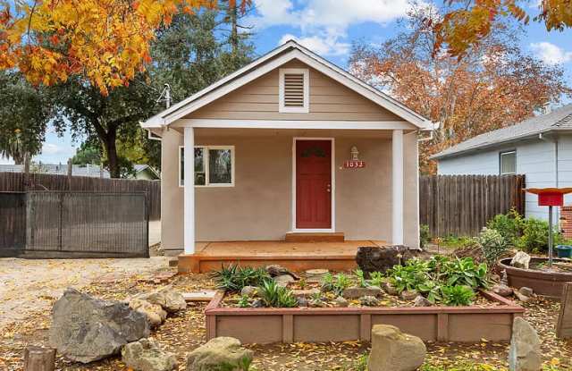 1032 Pendegast Street photos photos