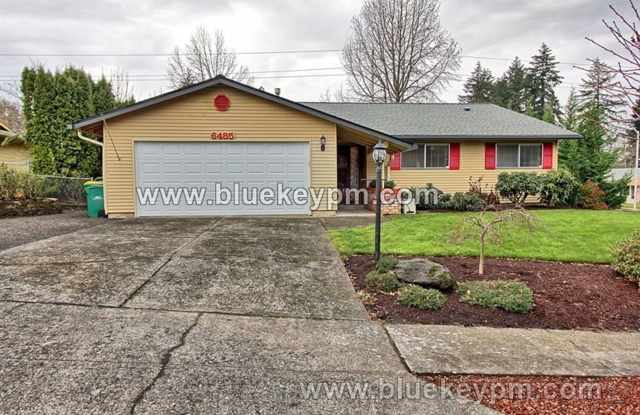 3 Bed, 2 Bath Fabulous Entertainer Home in Beaverton - 6485 Southwest Cherry Hill Lane, Beaverton, OR 97008