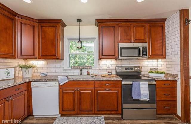 7496 Delkin Circle Gallery 4