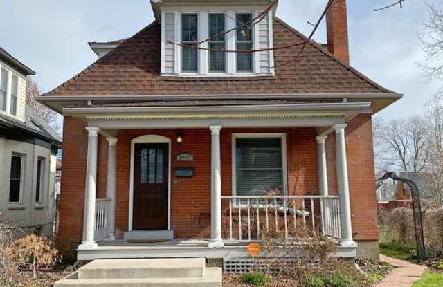 2445 West 37th Avenue photos photos