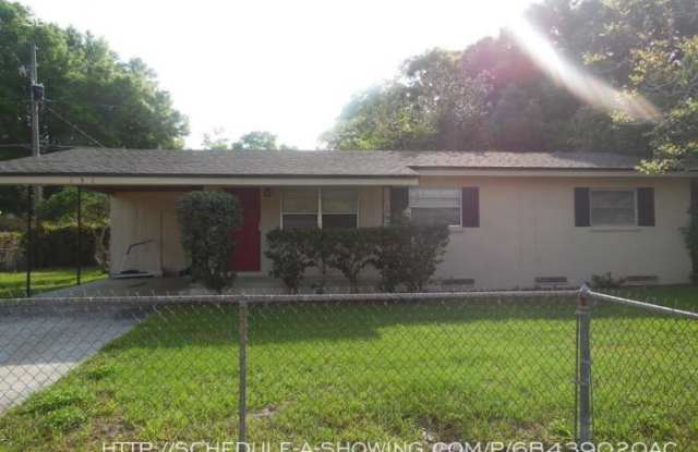 131 Highland Drive - 131 Highland Drive, Fern Park, FL 32730