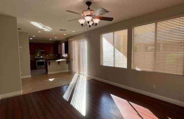 Nice home 4br, 3bth, 2cg, community park Gallery 4