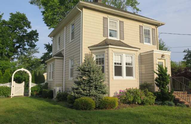 14 Linden Avenue - 14 Linden Avenue, West Long Branch, NJ 07764