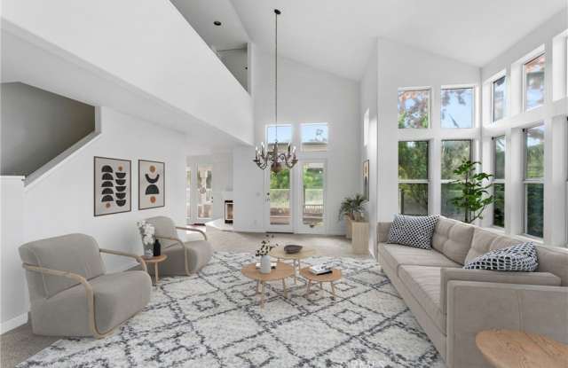 92 Cameray Gallery 3