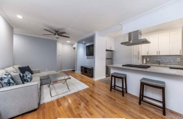 25 W Broadway unit: 115 photos photos 25 W Broadway unit: 115 photos photos