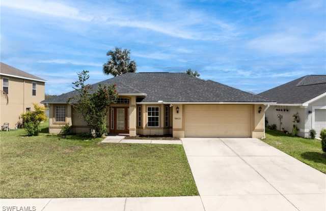 18401 Pine Nut Court photos photos