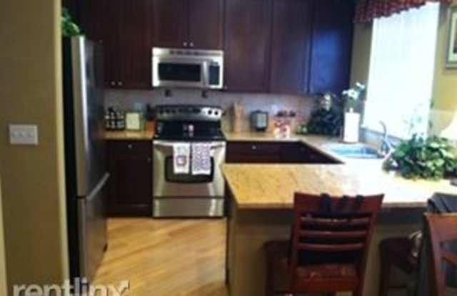 12914 Grant Circle East B Gallery 2