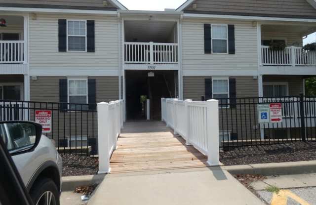 5501 Northeast 80th Terrace Gallery 2