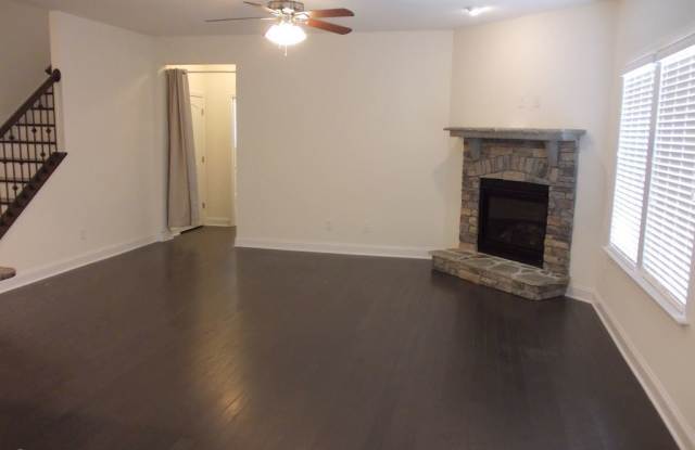 13033 SW Oakhaven Glen Lane Gallery 4