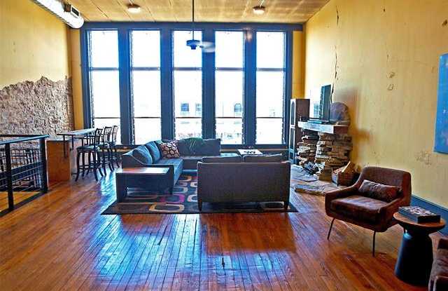 205 W Main Street Gallery 3