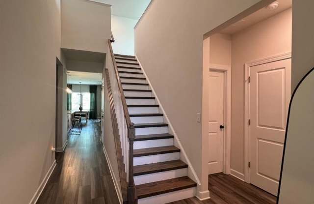 8921 Pennegrove Circle Gallery 3