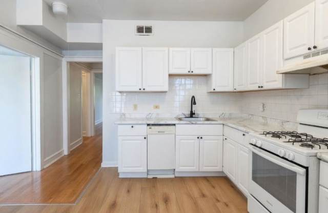 1441 W North Shore Ave., Gallery 3