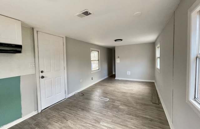 Cozy 2 Bedroom Home FOR RENT in Laurel Lakes, NJ $1465 Gallery 3