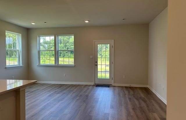 39 ALEXANDER WAY photos photos