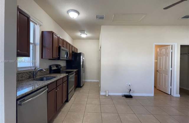 9262 SW 171st Ct photos photos