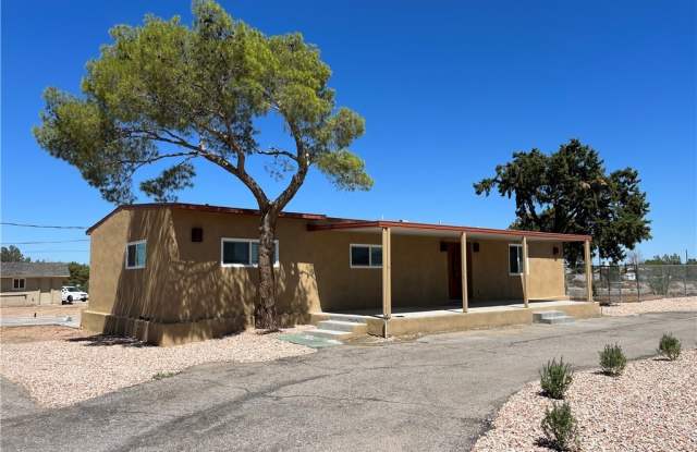 192 Erie Avenue - 192 Erie Avenue, Enterprise, NV 89183