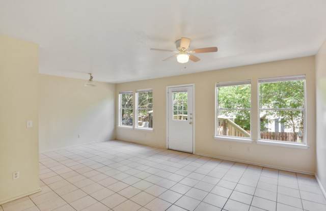 896 Sagewood Trail - 1 Gallery 2