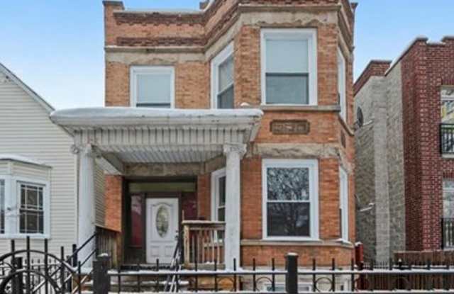 2735 N Central Park Ave - 2735 North Central Park Avenue, Chicago, IL 60647