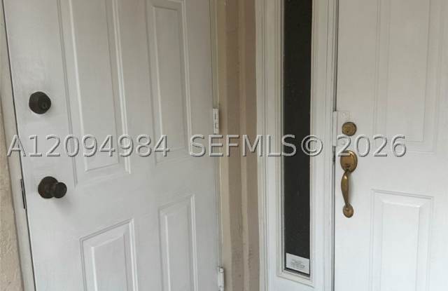 1261 SE 31st Ct Gallery 2