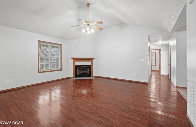 3509 Ferguson Road Gallery 3