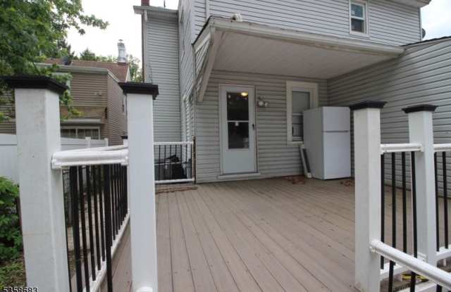 857 Westfield Ave photos photos