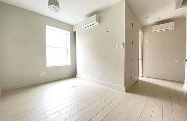 273 West 138th Street Gallery 3