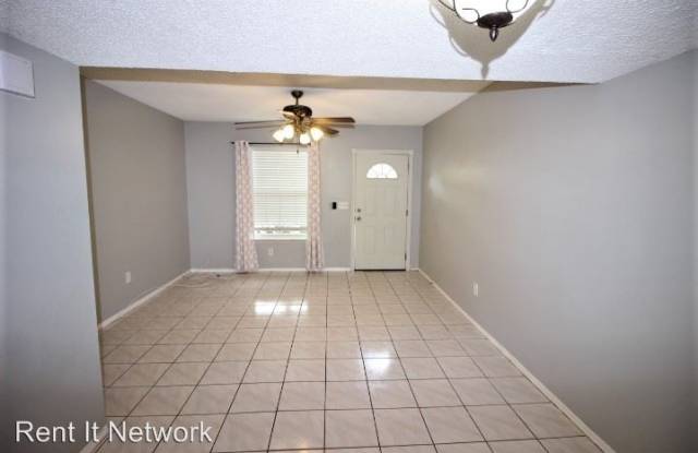 7630 Colonial Ct Gallery 4