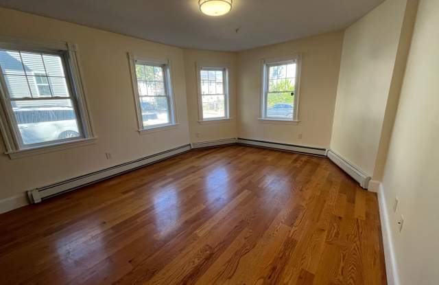 2 Coburn St photos photos