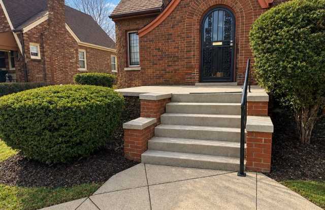 15779 Asbury Park - $1,500 per month Gallery 1