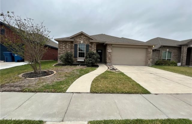 2212 Tallow Dr - 2212 Tallow Drive, Portland, TX 78374