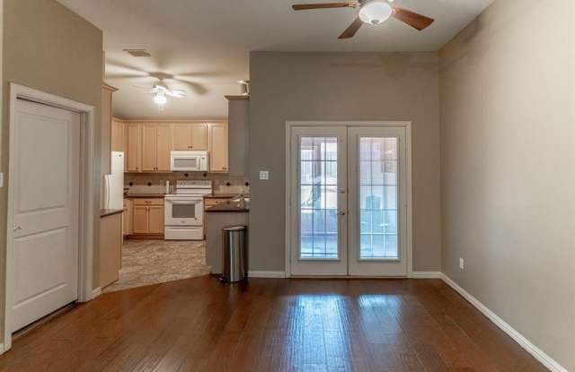 1015 Dawn Court Gallery 4