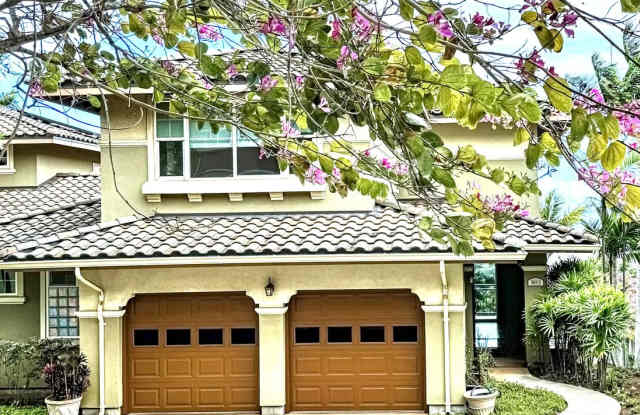 Two bedroom at The Villa of Kehalani Gallery 1