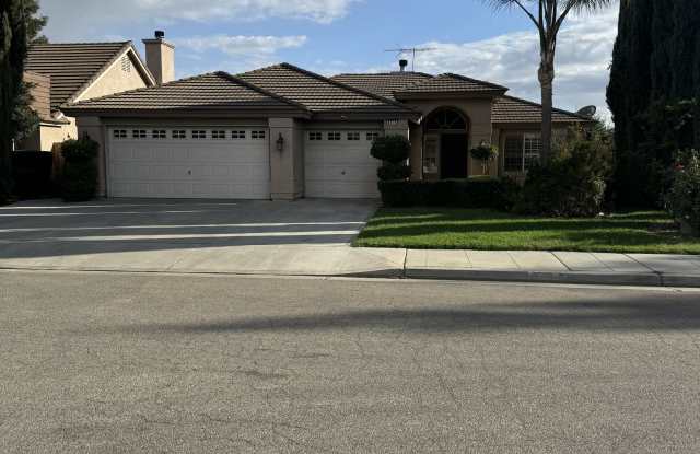 3474 Cambria Avenue - 3474 Cambria Avenue, Madera, CA 93637