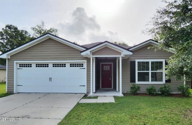4567 GLENDAS MEADOW DR - 4567 Glendas Meadow Drive, Jacksonville, FL 32210